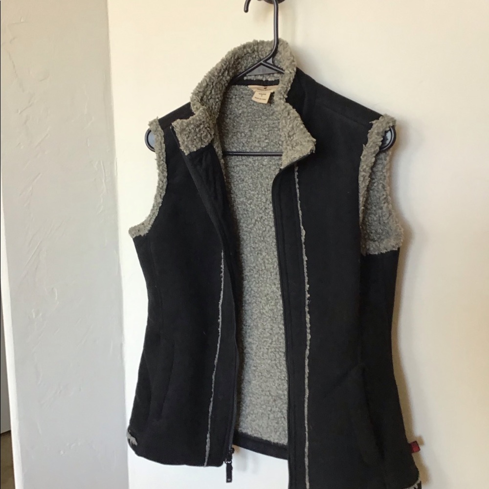 Black Vest Small - Picture 3 of 5